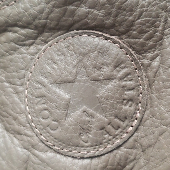 UNISEX Leather Converse - Picture 11 of 13